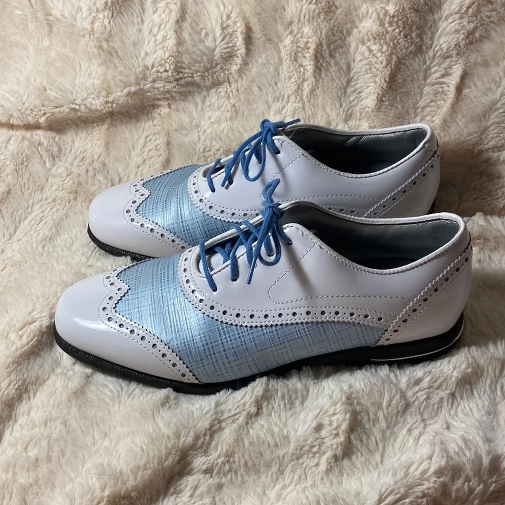 Like new Footjoy Tailored Collection Golf Shoes